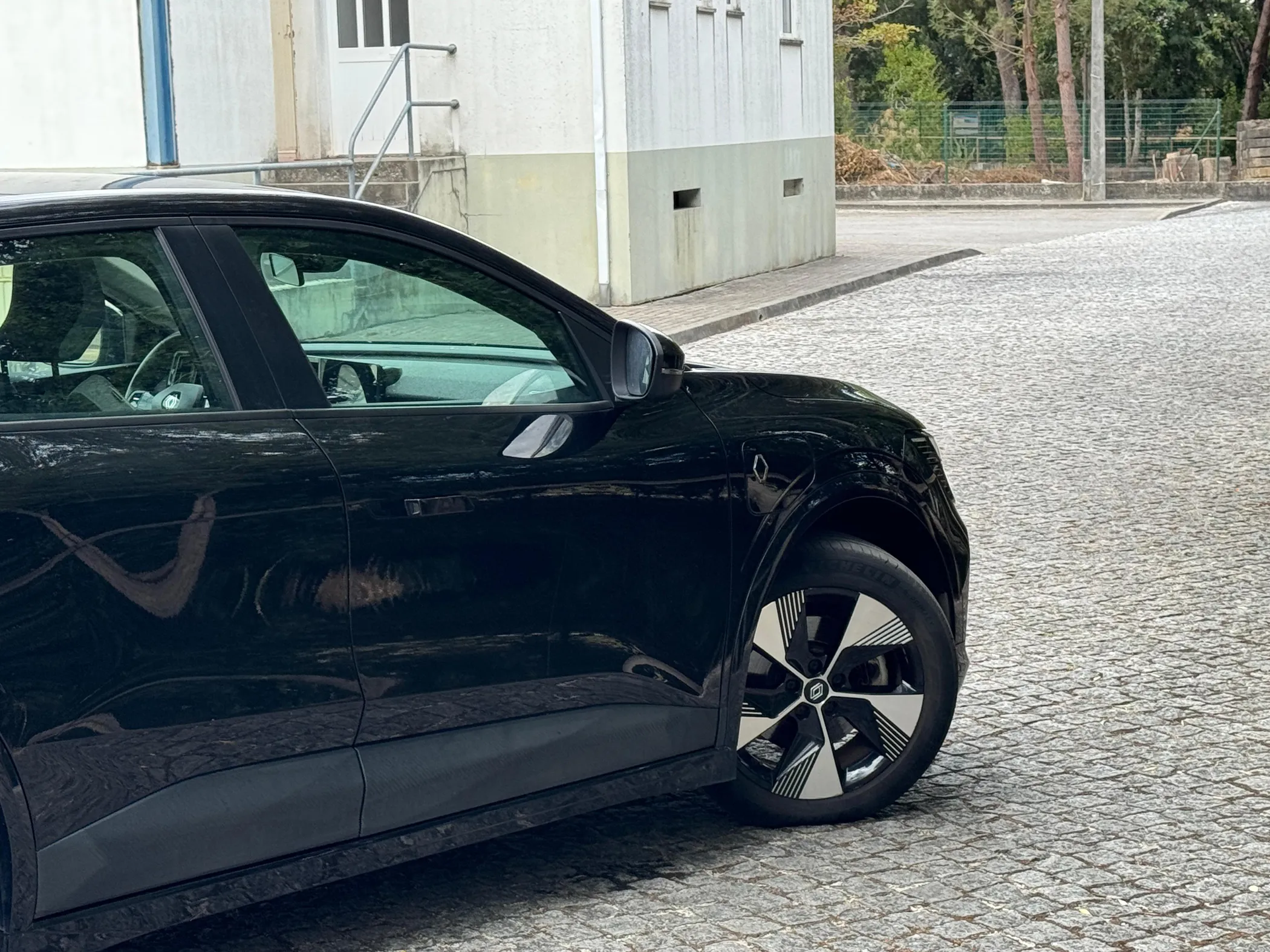 imgi_12_API_NCAUTO_17575989849650-0