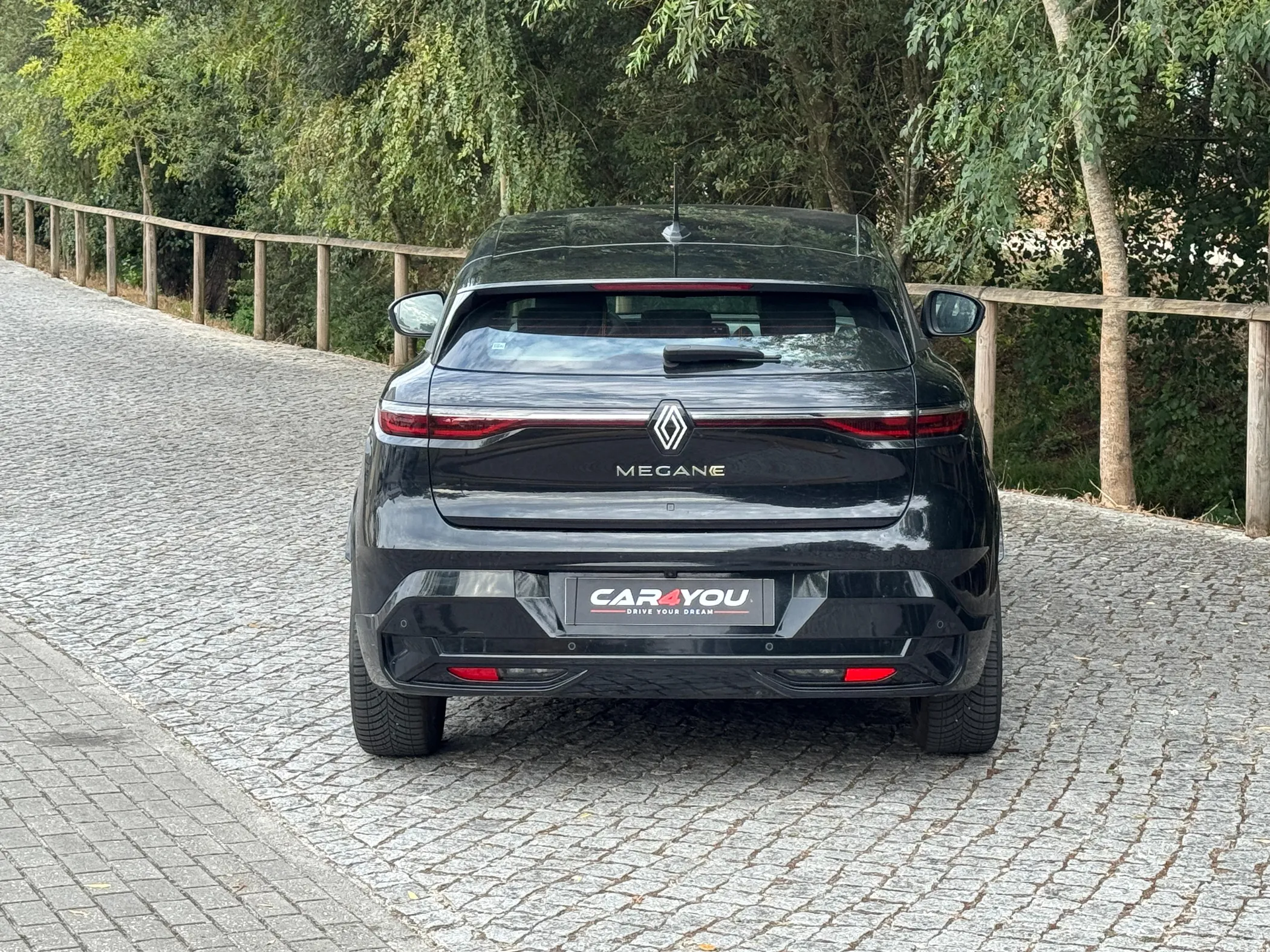 imgi_17_API_NCAUTO_17575989924410-0