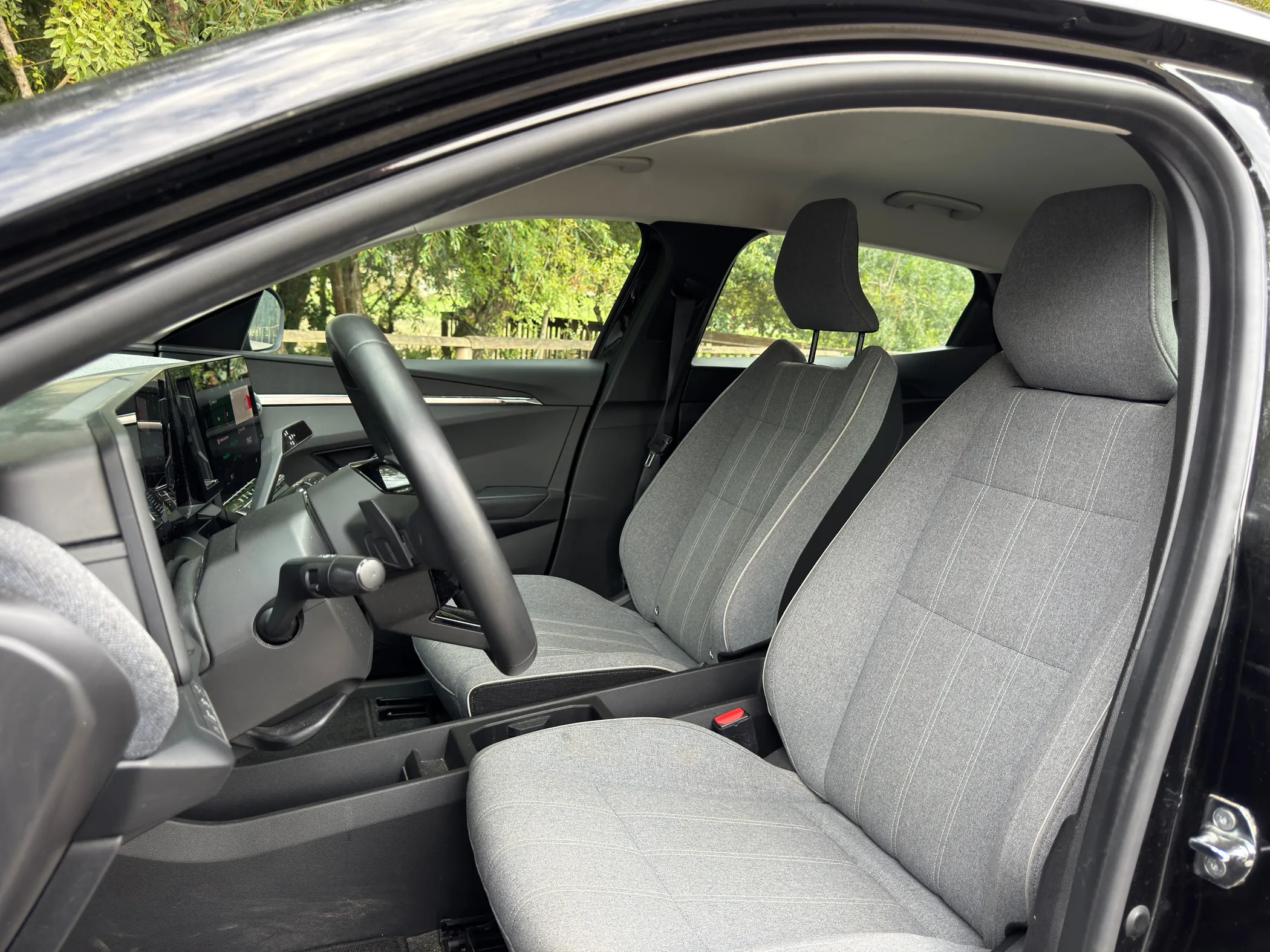 imgi_31_API_NCAUTO_17575989882860-0